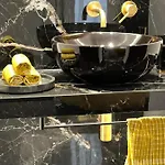 Panos شقة فندقية 4*