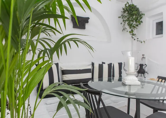 Aparthotel Panos Naxos City