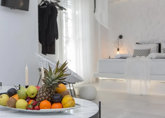 Panos Aparthotel Naxos City